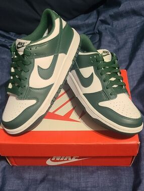 Nike Dunk Low "CW1590-102" New In Box!    Youth 5/Womens 6.5
